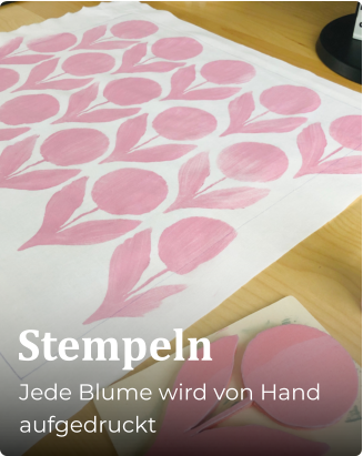 Stempeln Jede Blume wird von Hand  aufgedruckt